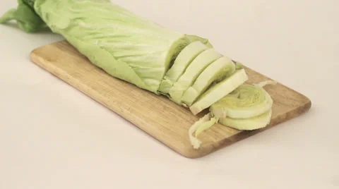 Making salad chicory Video stock 33796494