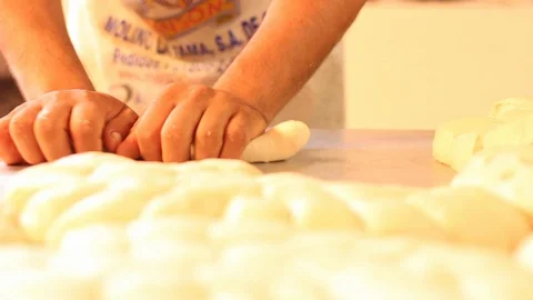 Making small lumps of dough for bread / Mexican sweet bread Stock-Footage 130087308