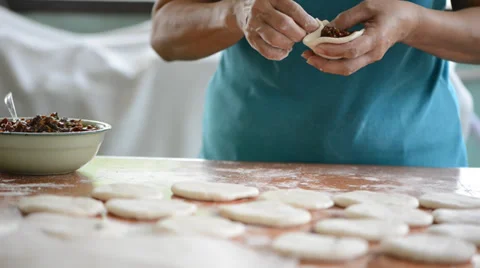 Making of steamed stuffed bun 库存影片 27450424