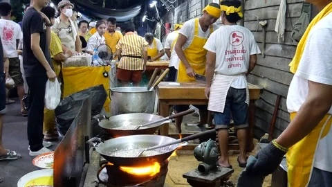 Making sugar peanut bar – Traditional Chinese snack Stock-Footage 118646751