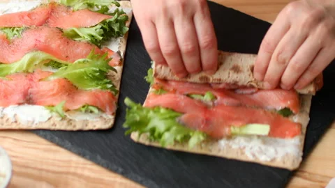 Making Swedish salmon roll for lunchbox 스톡 동영상 124753611
