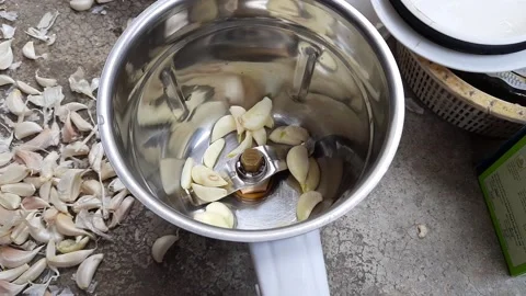 Making testy tea Stock Footage 166995213