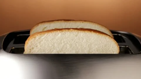 Making toast Видео 20494188