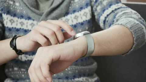 Making various gestures with a finger on a touch screen Video stock 86940931