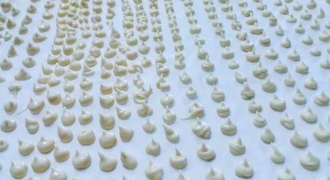 Making white chocolate chips Photos