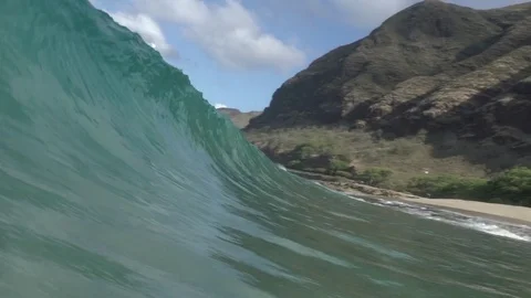 Makua Shorebreak Wave Stock Footage 81223290