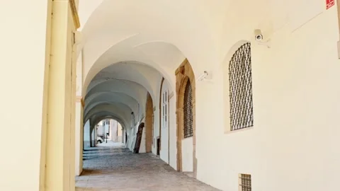 Mala Strana arcade at summer Видео 138713649