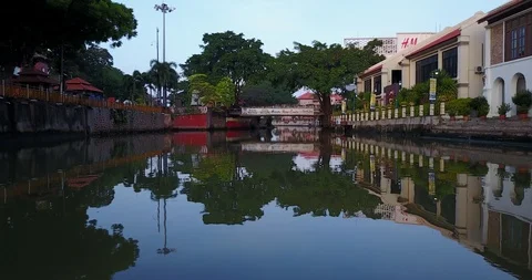 Malacca riverside during sunrise 스톡 동영상 100732809