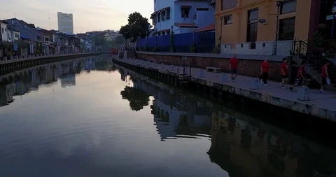 Malacca Riverside during sunrise 库存影片 100732904