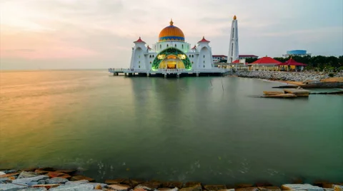 Malacca Straits Mosque 4k Timelapse, Malacca, Malaysia Stock Footage 43102555