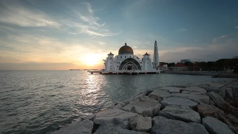 Malacca Straits Mosque during sunset. Video stock 100610110