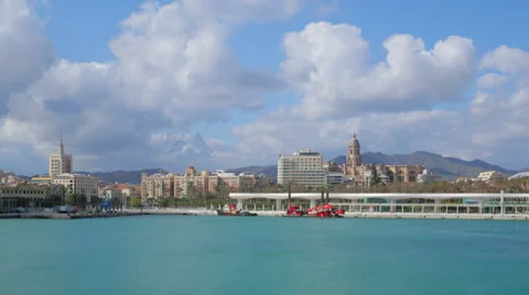 Malaga Harbor and Cityscape 스톡 동영상 27650219