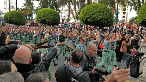 Malaga, Spain. Circa 29th March 2018. Spanish Legion Soldiers Guard marching Vidéo 89812224