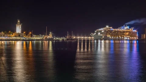 Malaga, Spain. Circa August 2018.Time Lapse of a cruise ship leaving the port of 스톡 동영상 102799360