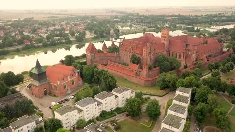 Malbork,Poland.Aerial 4K video from drone to Medieval Malbork castle Видео 161947990