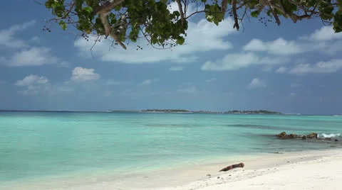 Maldives beach Stock Footage 26819075