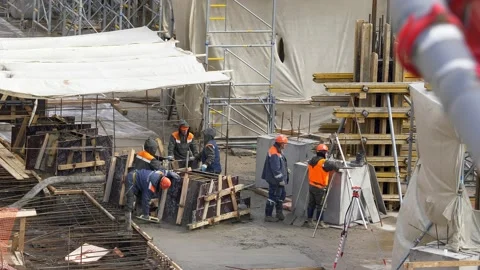 Male construction workers Stock Footage 165454038
