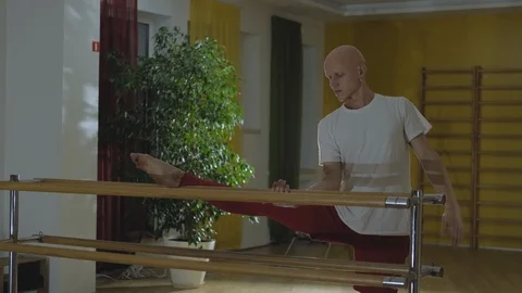 Male dancer  in ballet studio Stock Footage 122692004