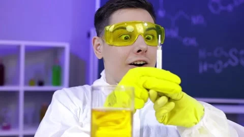 Male doctor work in laboratory, developing a vaccine. Stock Footage 166552938