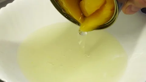 Male hand, finger pulls the ring and opens an aluminum can of canned sweet pe Video stock 158326909