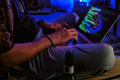 Male Hands Typing Code Stockfoto's