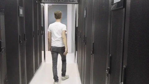 Male IT Technician Working at Data Center 스톡 동영상 116245308