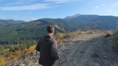 Male trail runner Stock Footage 121315389