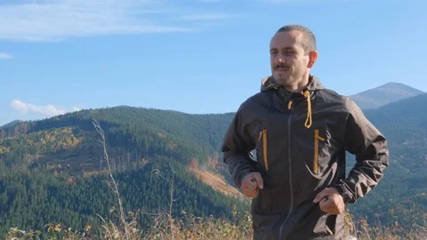 Male trail runner Stock Footage 121315483
