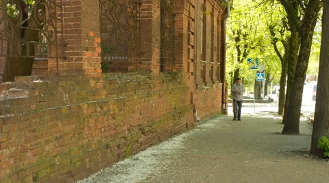 Male use tablet PC to find way in city Stock Footage 63145084