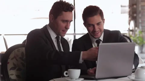 Male working in the background cup 스톡 동영상 252599479