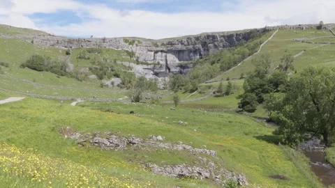 Malham Cove, Malham, Yorkshire Dales National Park, England, UK Video stock 337725575