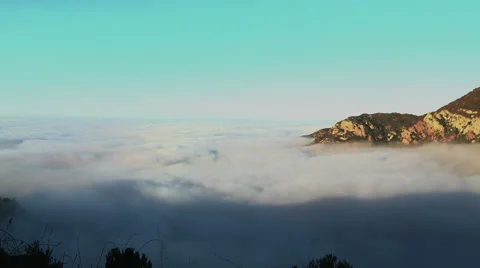 Malibu marine layer in time lapse Stock-Footage 49107411