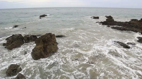 Malibu ocean waves timelapse Видео 62193047