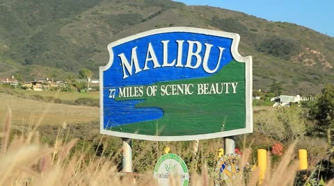 MALIBU SIGN 2 Video stock 988339