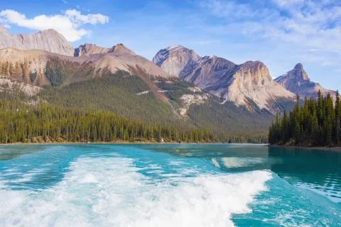 Maligne Lake view Stock Photos