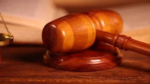 Mallet, Law, legal code and scales of justice concept and paragraph sign Vidéo 63300533