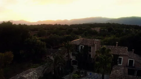 Mallorca Villa Surrounded By Forest Vídeo Stock 346501992
