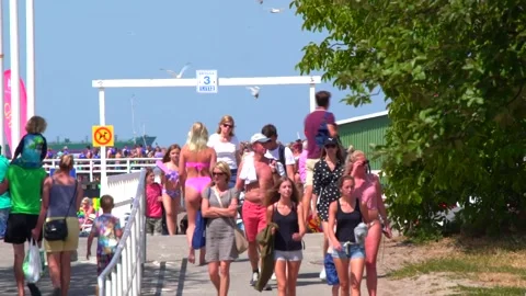 Malmo - Sweden 07/11/2018: Many people go to the beach in the heat wave Stock Footage