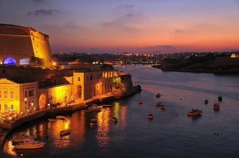 Malta in the evening 4 Stock Footage 98932417