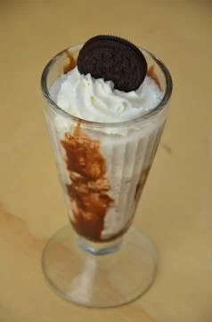 Malteada doble oreo Stock Photos