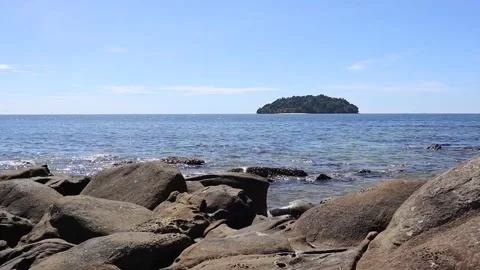 Mamutik Island09 Stock Footage 339618461
