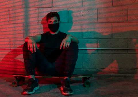 Man after skating in a cellar Foto stock