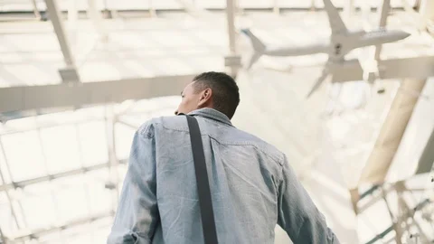 Man at the airport4 스톡 동영상 129465500