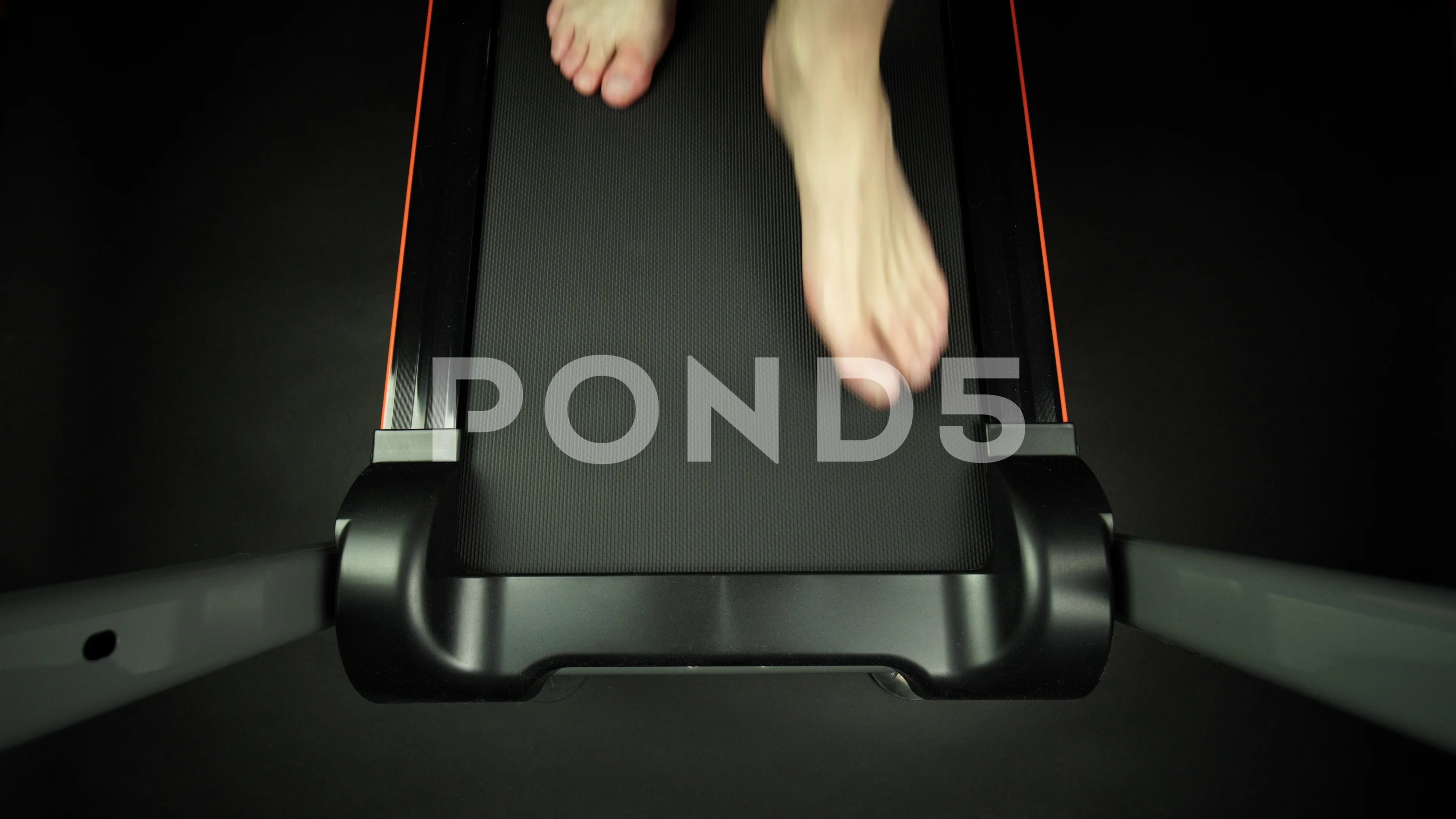running barefoot on treadmill