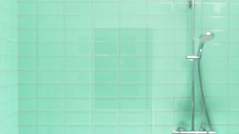 Man in bathroom Video stock 71380202