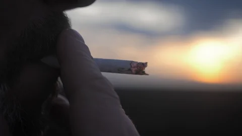 lightest cigarette Which is the lightest of the slim cigarettes? : r/vlandiya
