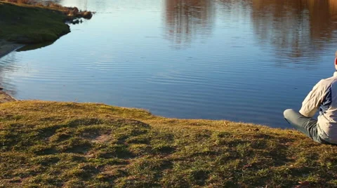 Man with a bicycle Video stock 65598926