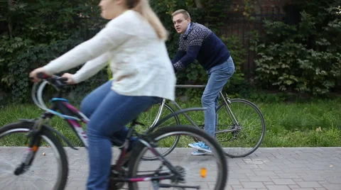 Man on bicycle start Stock Footage 54408906