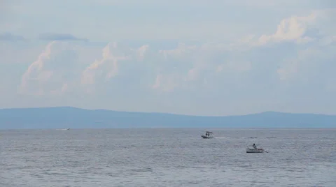 Man in Boat a 2 Video stock 31704239