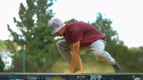 Man breakdancing Stock Footage 86451318
